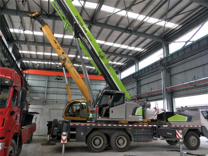 井陉县高空车出租需要注意哪些安全事项？